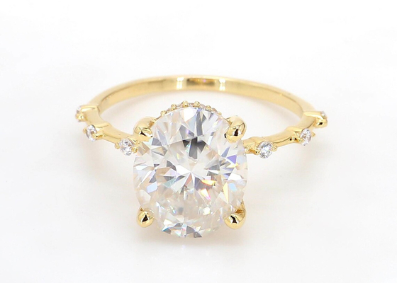 oro amarillo Diamond Ring Oval Cut de 3ct Moissanite 14k para el compromiso