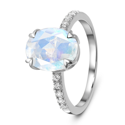 el óvalo del oro blanco 14K cortó los anillos de Ring With CZ del aniversario de las mujeres del compromiso de Moonstone