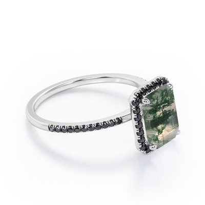 ágata de Emerald Cut Moss Green del Halo-estilo con el compromiso creado laboratorio Ring With Pave Accents