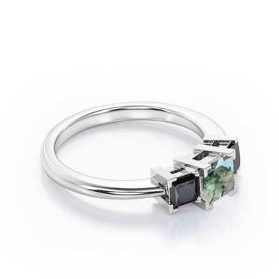 V-diente cuadrado minimalista - 0,45 princesas Cut Moss Green Agate de TCW con el compromiso creado laboratorio de la Tres-piedra