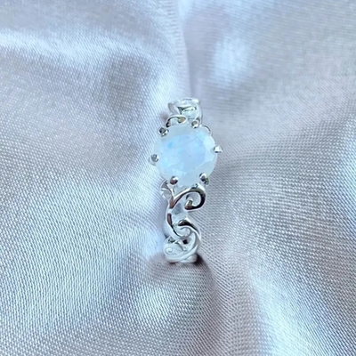 925 Sterling Silver Vine Manufacturer Round cortaron el compromiso Ring Wholesale Women Jewelry Rings de Moonstone del arco iris