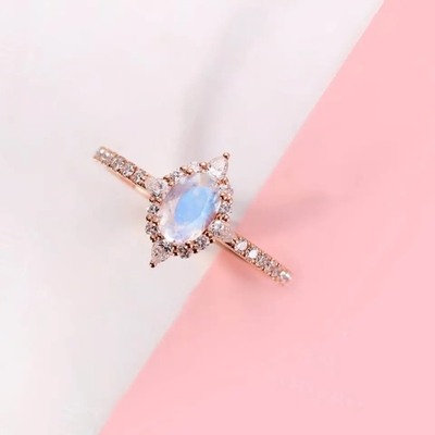 Más nueva Rose Gold Plating 925 anillos de compromiso azules de Sterling Silver Jewelry Oval Cut Moonstone