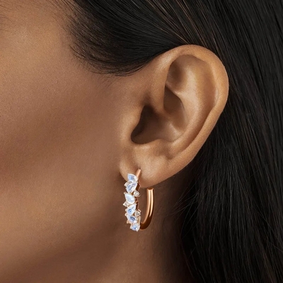 El Baguette de los pendientes de Moonstone del arco iris cortó la joyería natural del pendiente del perno prisionero de Moonstone