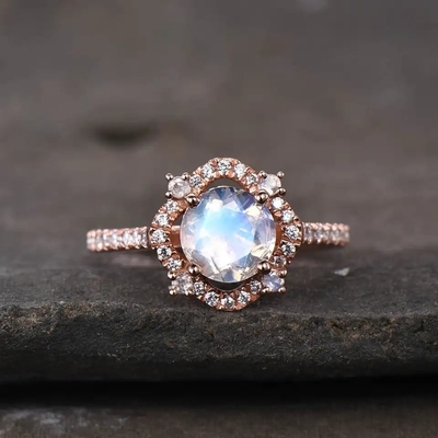 Anillo azul tallado natural de Moonstone de 925 de Sterling Silver CZ anillos delicados de la joyería