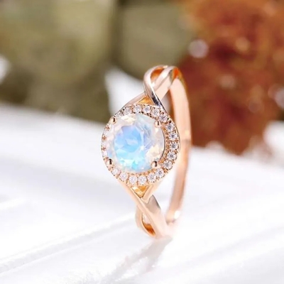 Anillo de compromiso tallado ronda de Moonstone del arco iris de 925 Sterling Silver Natural Gemstone Jewelry