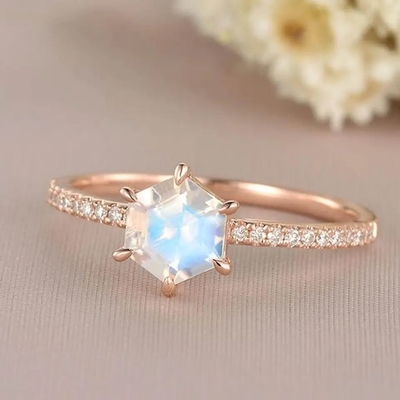 Anillo de compromiso de Moonstone de la joyería de Rose Gold Hexagon Shaped Wedding