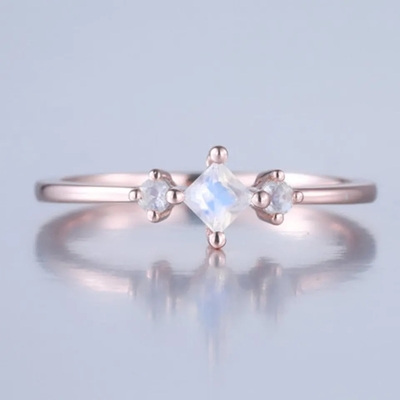 Anillo delicado de 925 Sterling Silver Fashion Design Exquisite Moonstone