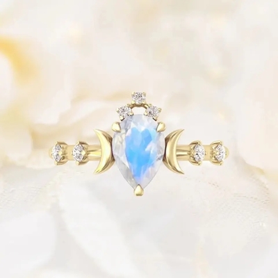 Corte auténtico de la pera de Moonstone de las piedras preciosas 925 del aniversario de los anillos de plata naturales de la joyería