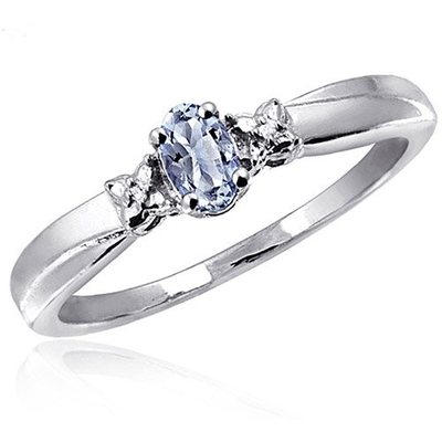 0,25 quilates Tanzanite con Sterling Silver Ring Jewelry con el acento blanco de la CZ