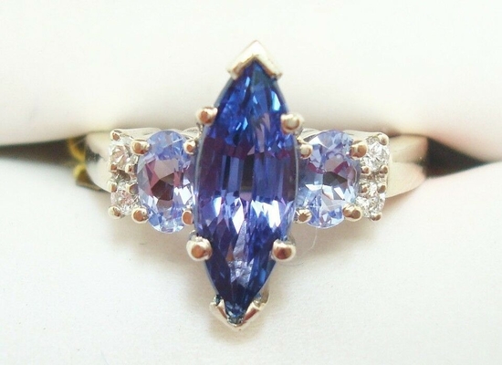 6,02 oro blanco sólido azul natural del anillo 18K de CTW Tanzanite