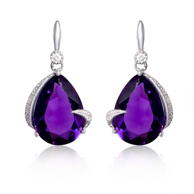 2,46 Ct. T.W. And 1/10 Ct. Pendientes de Leverback de la amatista de T.W. CZ en Sterling Silver