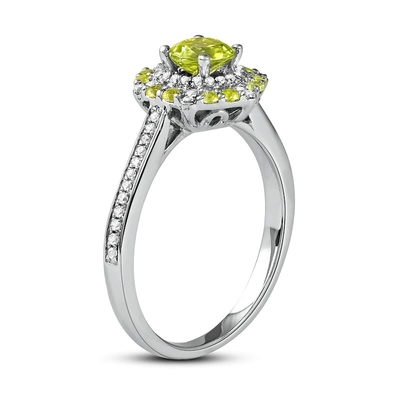 Peridot verde y oro blanco del ct TW 10K del anillo 1/6 de la CZ en plata