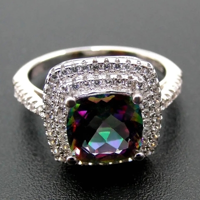 La joyería de plata de 925 Serling fija el corte Topaz Engagement Ring místico del amortiguador