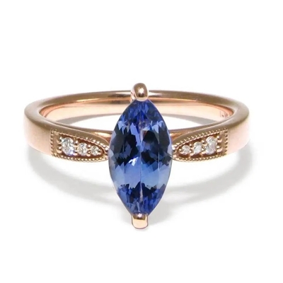 El óvalo del halo de 925 Sterling Silver Ring Pendant Earring forma sistemas de la joyería de Tanzanite