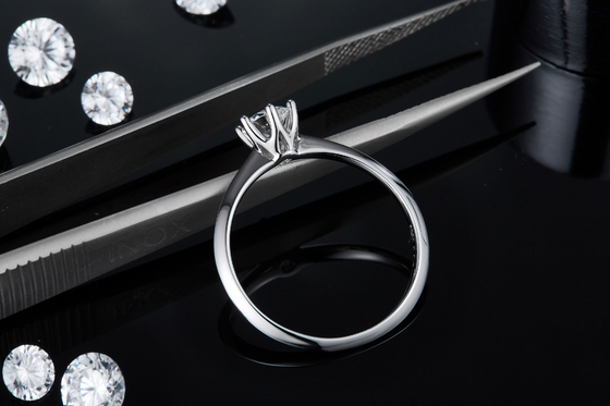 9K con el corte de plata Moissanite blanco Diamond Minimalist Wedding Jewelry del anillo