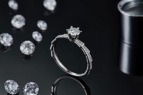 Moissanite blanco anillo único de Sytle y de Sapphire Platineve Diamonds Jewelry Women