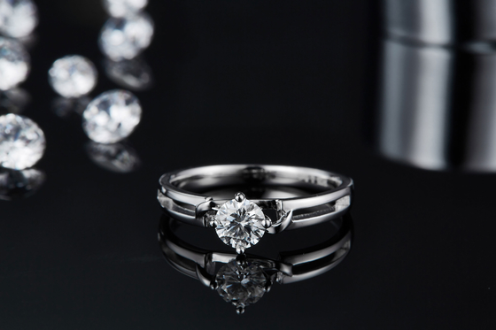 Casilla blanca Moissanite y Sapphire Platineve Diamonds Jewelry Women Ring With Silver 1.94CTW