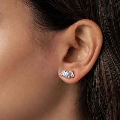 El Baguette de Rose Gold Plated 925 Sterling Silver Rainbow Moonstone Earrings cortó la joyería natural del pendiente del perno prisionero de Moonstone