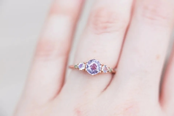 Anillo natural del cuarzo de la lavanda, 925 anillo de piedra de Sterling Silver Rose Gold Plated cinco