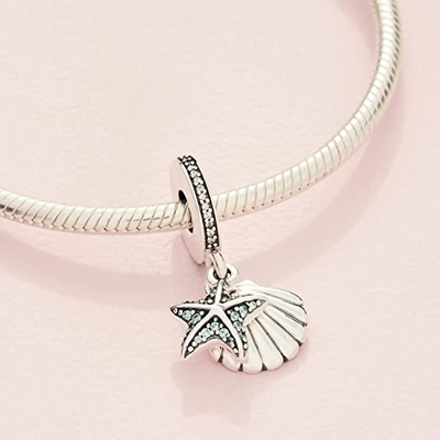 PANDORA Jewelry Starfish y mar Shell Dangle Cubic Zirconia Charm en Sterling Silver