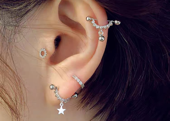 oro Diamond Cartilage Earrings, OEM de perforación de 0.126ct 14k de los pendientes de la hélice 14pcs