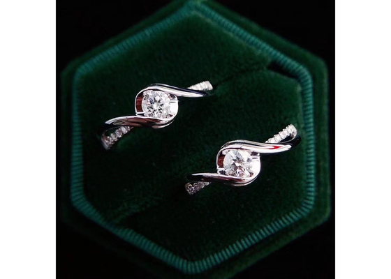 ODM real redondo del material del oro blanco del corte 0.46ct Diamond Jewellery Ring 14K