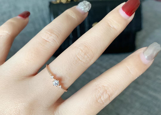 Garra que fija 14k el oro Diamond Ring, 0,1 Ct Diamond Ring For Gift