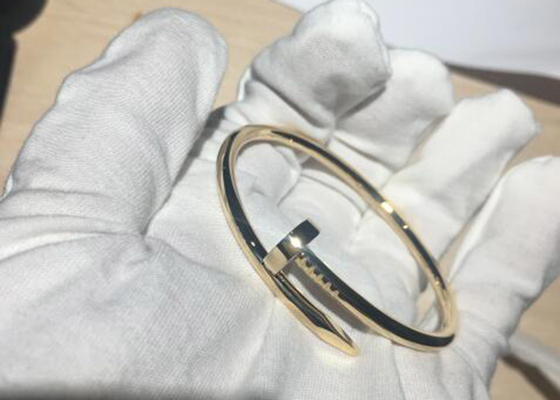Pulsera del oro amarillo 18k de la anchura 3.5m m, Juste Un Clou Bangle para el compromiso