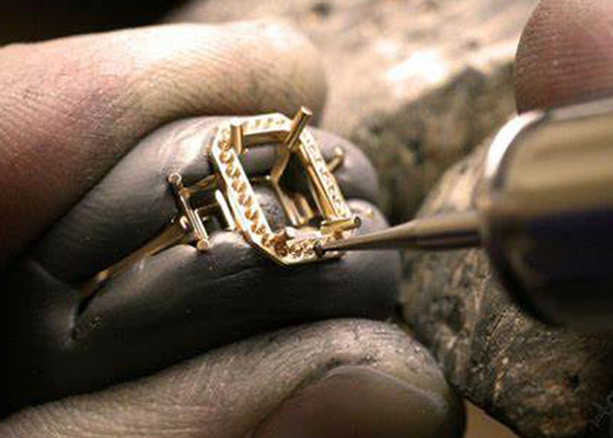 Dos ODM material del oro del anillo 14K de la joyería del soporte del tono 0.80ct semi para el compromiso