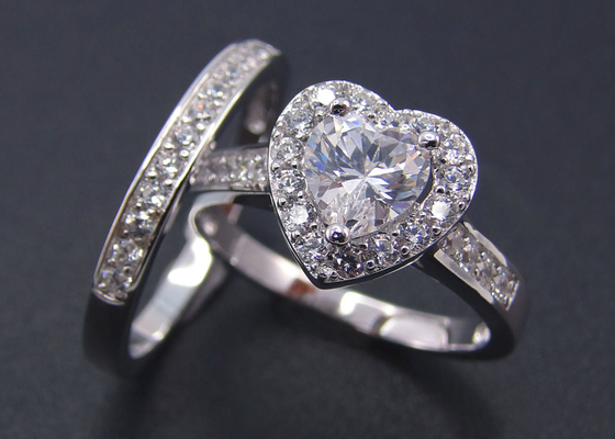Corte brillante tamaño de piedra de Diamond Ring 1pcs 6.5M M del corazón de 1 quilate