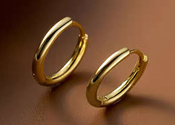 ODM atractivo de los pendientes del aro del oro de la hélice 14k para la dimensión de las mujeres 1.2mm×10m m