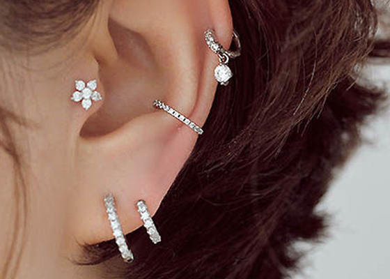 diamante 0.05ct de 18K Rose Gold Nose Ring With para el ODM diario del OEM del desgaste