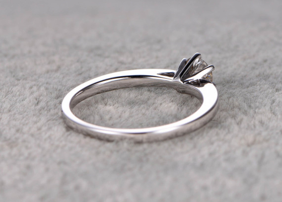 ODM real del material del oro blanco del anillo de 5m m Moissanite Diamond Jewellery para el desgaste diario
