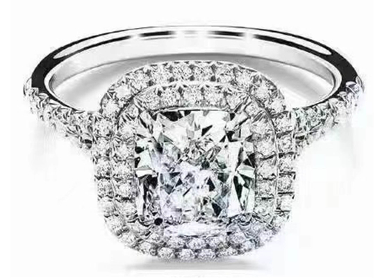 Boda Ring Set del halo del corte del amortiguador del OEM con el diamante de 66pcs 1.2ct