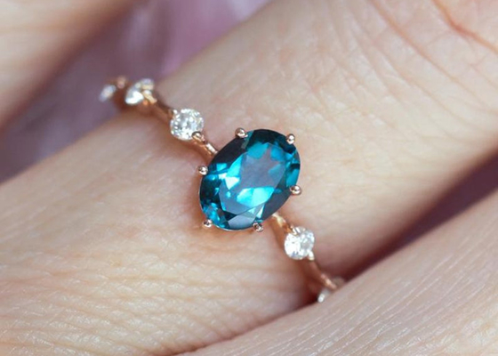 1.56ct Londres Topaz Ring azul, OEM oval de Diamond Ring Round Cut de la forma