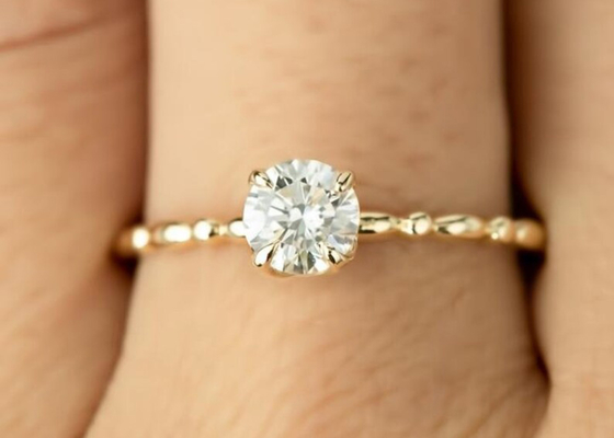 Oro Ring With Solitaire Diamond, ODM de 6M M de 0.8ct Moissanite Diamond Rings