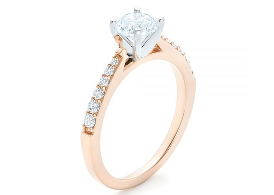 Garra que fija el ODM del OEM del tamaño de Rose Gold Moissanite Band Rings 5.5M M