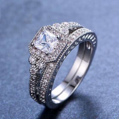 0.62ct princesa Cut Diamond Ring, anillos de compromiso de 2 quilates de 62PCS Moissanite